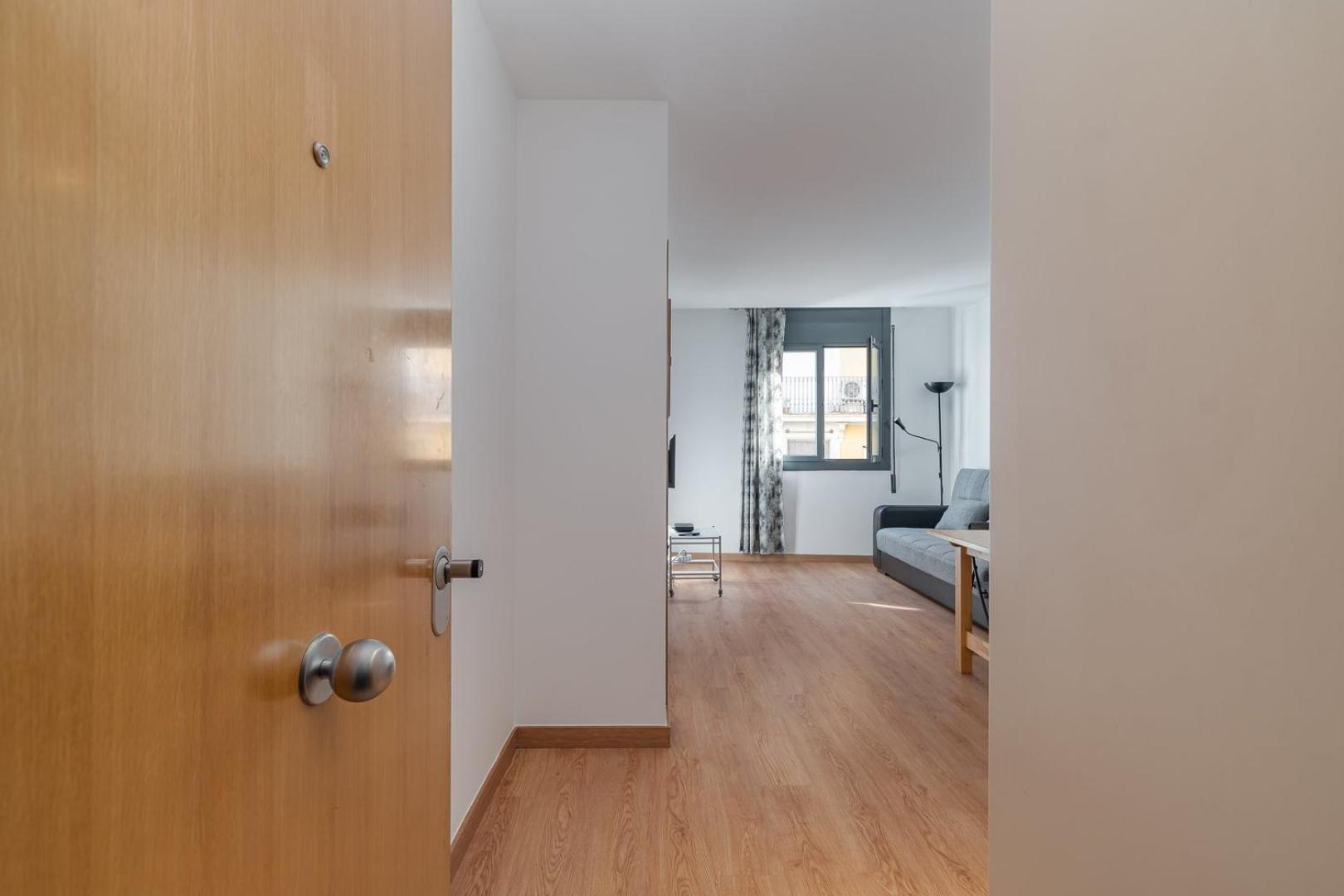Guestready - Bright Home Near Montjuic บาร์เซโลนา ภายนอก รูปภาพ
